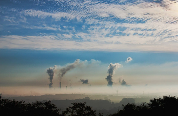 Ustawa wprowadza wiele zmian i ułatwień w dostępie gmin do programu „Stop Smog”. fot.pixabay.com Gminy otrzymają pieniądze na program „Stop Smog”