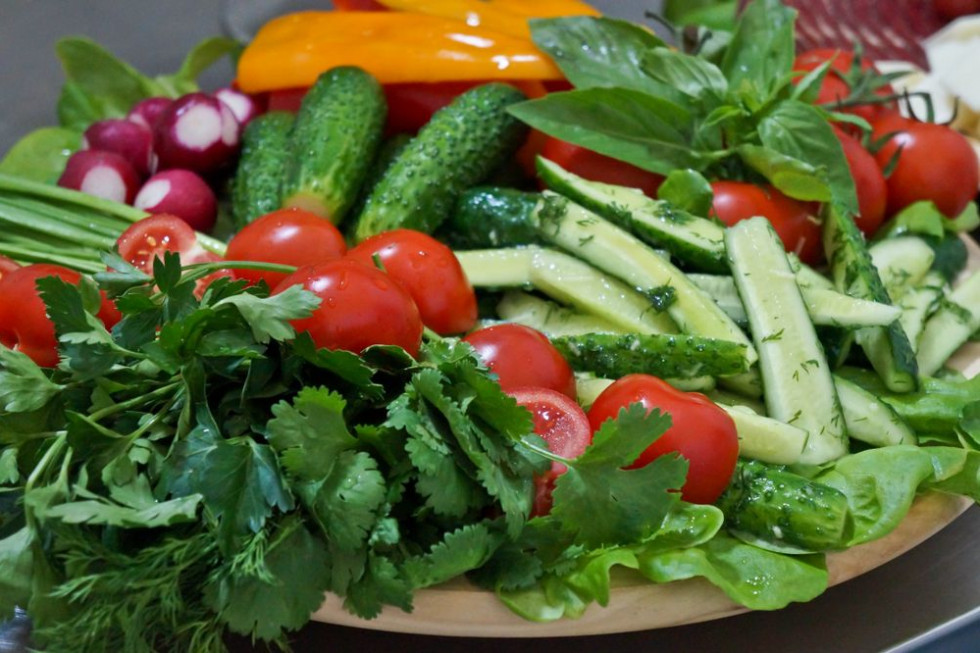 Trzeba promować owoce i warzywa jako dietetyczną przyjemność