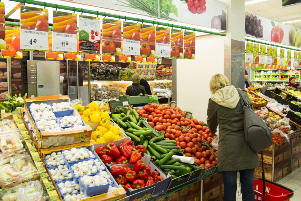 UOKIK: Ponad 60 mln zł kary dla Biedronki za błędne oznakowanie owoców i warzyw