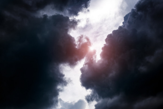 fot. shutterstock.com Ostrzeżenia przed silnym wiatrem i burzami m.in. w grójeckim