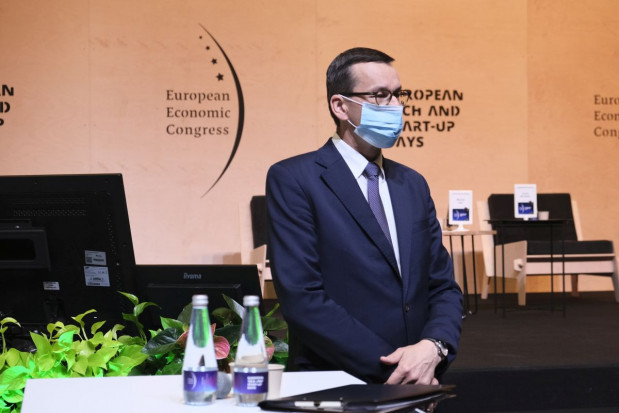 Premier Morawiecki opowiedział o inwestycjach w rolnictwo i wieś w ramach Polskiego Ładu Polski Ład: 34 mld euro na inwestycje rolnicze i rozwój wsi