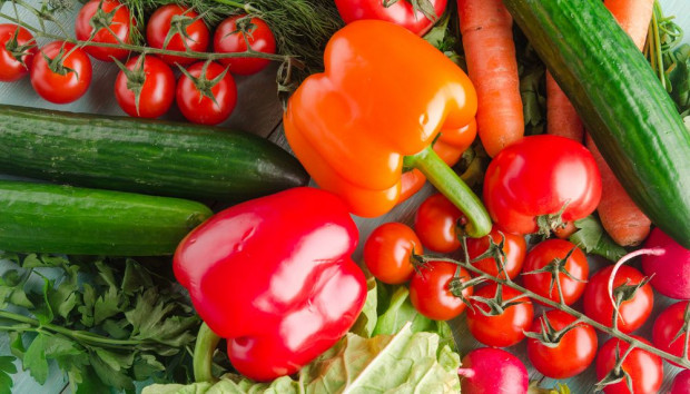 Najpopularniejszym warzywem maja są pomidory/ fot. shutterstock Pomidor, marchew, ogórki - to najpopularniejsze warzywa maja