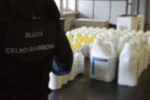 Ukraiński autokar pełen nielegalnych środków ochrony roślin
