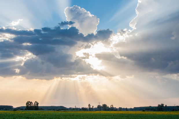 Burze mogą pojawić się jedynie miejscami na wschodzie i na Podkarpaciu/fot. shutterstock.com Synoptyk IMGW: w piątek lekka poprawa pogody, burze tylko lokalnie