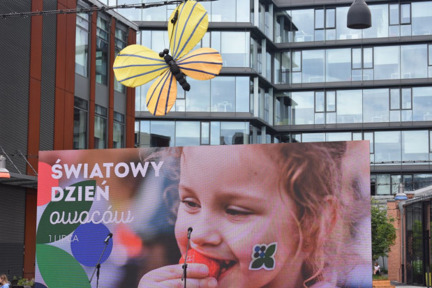 Dzień Owoców w Koneserze/ fot. so Polacy chcą jeść więcej owoców (wideo)