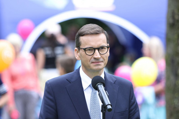 Premier Mateusz Morawiecki podczas konferencji prasowej w Żabiej Woli (pow. grodziski, woj. mazowieckie), PAP/Leszek Szymański Morawiecki: we wrześniu przedstawimy Polski Ład dla rolnictwa