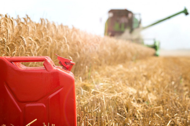 MRiRW: Wnioski o zwrot podatku akcyzowego za paliwo do produkcji rolnej do 31 sierpnia/ fot. shutterstock Wnioski o zwrot podatku akcyzowego za paliwo do produkcji rolnej do 31 sierpnia
