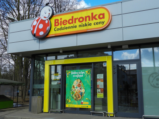 We wtorek, pod jednym ze sklepów w Warszawie, należącym do sieci Biedronka protestowali sadownicy. / fot. shutterstock Biedronka: jesteśmy zdziwieni wyborem miejsca protestu