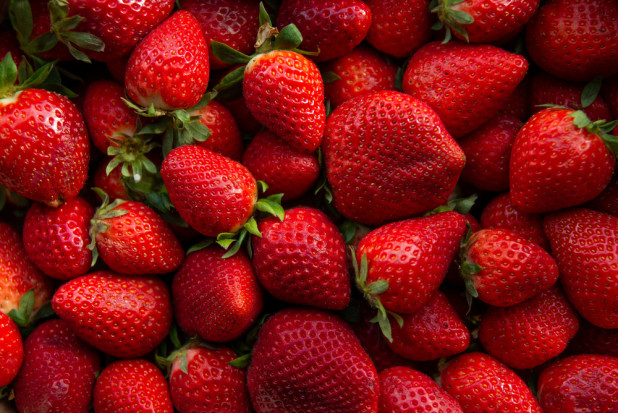 Jakie ceny truskawek odmian powtarzających owocowanie?/fot. shutterstock.com Truskawki odmian powtarzających owocowanie osiągają satysfakcjonujące ceny