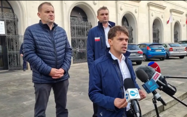 Agrounia: Chcemy dwóch cen żywności w sklepach /fot. Agrounia Facebook Agrounia: To nie rolnicy zarabiają na rosnących cenach żywności