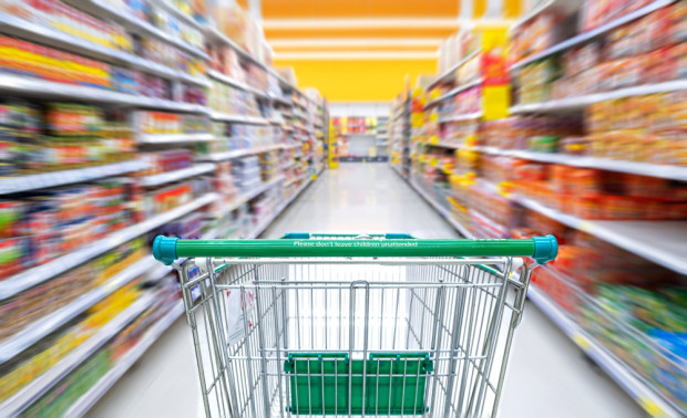 W reakcji na rosnące ceny trzy czwarte Polaków ogranicza wydatki. / fot. shutterstock W reakcji na rosnące ceny Polacy ograniczają wydatki