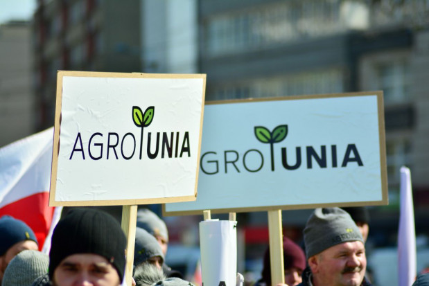 Klimczak (PSL): z Agrounią łączą nas wspólne cele/ fot. shutterstock PSL nie postrzega Agrounii jako konkurencji na polskiej wsi