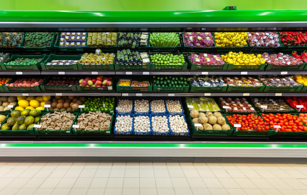 Szef UOKiK zaapelował do sprzedawców o obniżki cen produktów spożywczych po ustawowych zmianach podatku VAT od pierwszego lutego. / fot. shutterstock UOKIK będzie prowadził stały monitoring cen produktów spożywczych