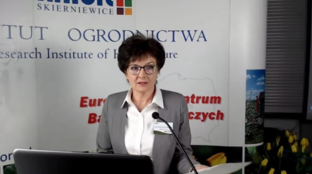 Konferencję otworzyła prof. dr hab. Dorota Konopacka, dyrektor Instytutu Ogrodnictwa -PIB Skuteczna ochrona roślin w obliczu Zielonego Ładu
