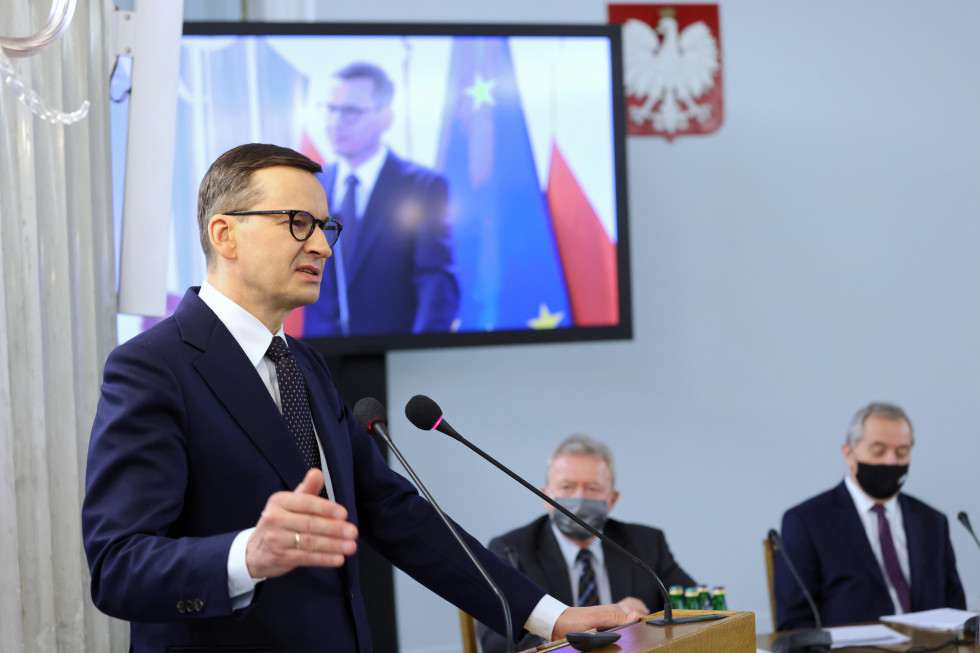 Premier: Wyższe dopłaty i przetwórstwo rolne priorytetami rządu