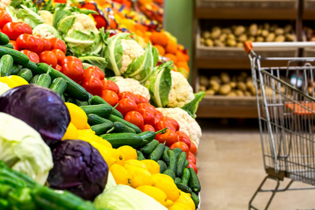 Ceny warzyw w sklepach wzrosły o 13,5 proc. rdr. (analiza)
