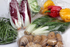 Hiszpania skończy ze sprzedażą owoców i warzyw w plastikowych opakowaniach