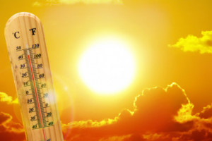 Fala upałów przenosi się na wschód kraju