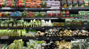 Belgia chce mocniej ograniczyć plastik na owocach i warzywach