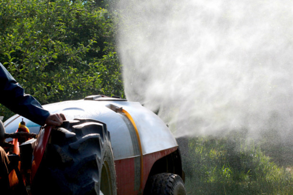 Ograniczenie pestycydów w produkcji rolnej to odpowiedź na potrzeby konsumentów