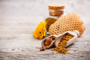 Pyłek pszczeli dla zdrowia i urody. Jak rozpoznać ten prawdziwy?