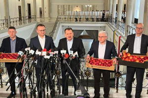 W Sejmie walka o przyszłość sadowników