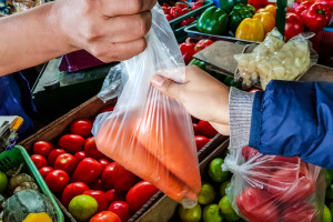 Horrendalne ceny warzyw i owoców w całej Europie. Przyczyny są trzy