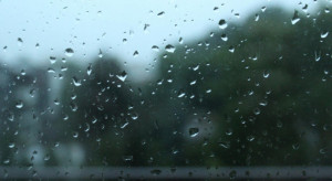 Poniedziałek z przelotnymi opadami deszczu