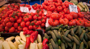 Spirala cenowa na rynku warzyw uderza w kieszenie. Co uzdrowi sytuację?