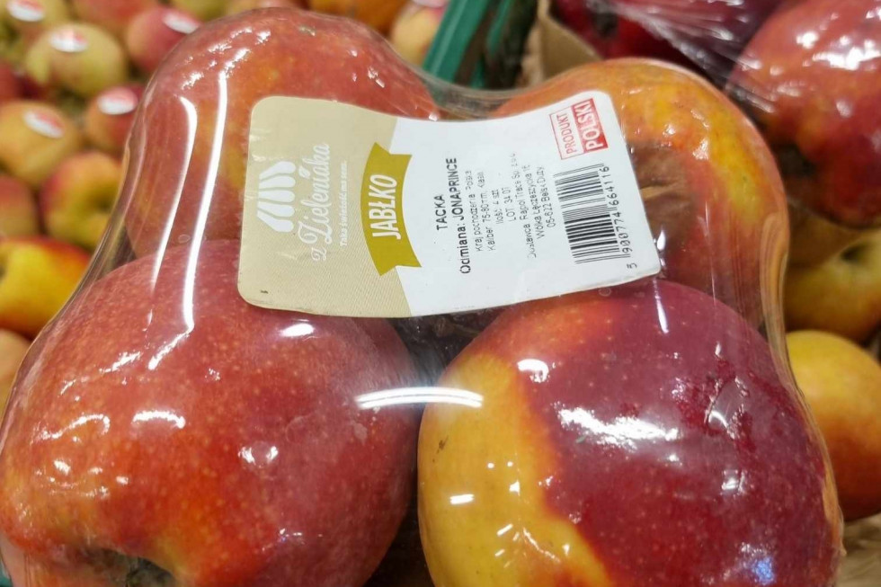 Presja marketów na jabłka. Jonaprince i Mutsu już na sklepowych półkach