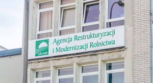 Sprytni oszuści wyłudzili pół miliona z ARiMR. Mechanizmem były działki