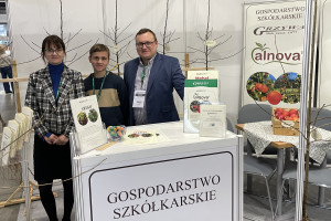 Szkółkarz o odmianie czereśni z dużym potencjałem. Ma ważne dla sadownika cechy